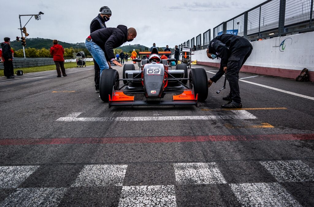 SALVATORE LIOTTI IN PISTA A VARANO PER CONFERMARSI AL TOP