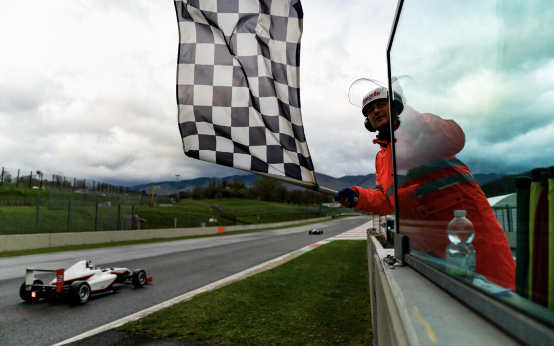 SALVATORE LIOTTI TORNA IN PISTA E VINCE AL MUGELLO NELLA FX PRO SERIES