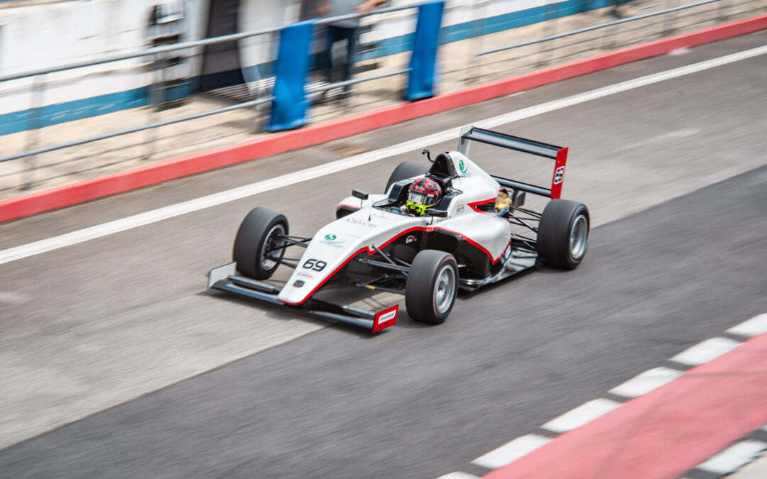 SALVATORE LIOTTI IN PISTA A MAGIONE PER CONSOLIDARE IL PRIMATO NELLA FX PRO SERIES